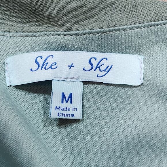 🍑She & Sky Sage Green Flouncy Belted Romper Medium - Picture 11 of 12